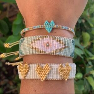 Elegant Beaded Bracelet Set with Gold Accents